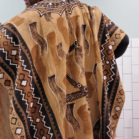 African Handmade Coat - Picture 7 of 7